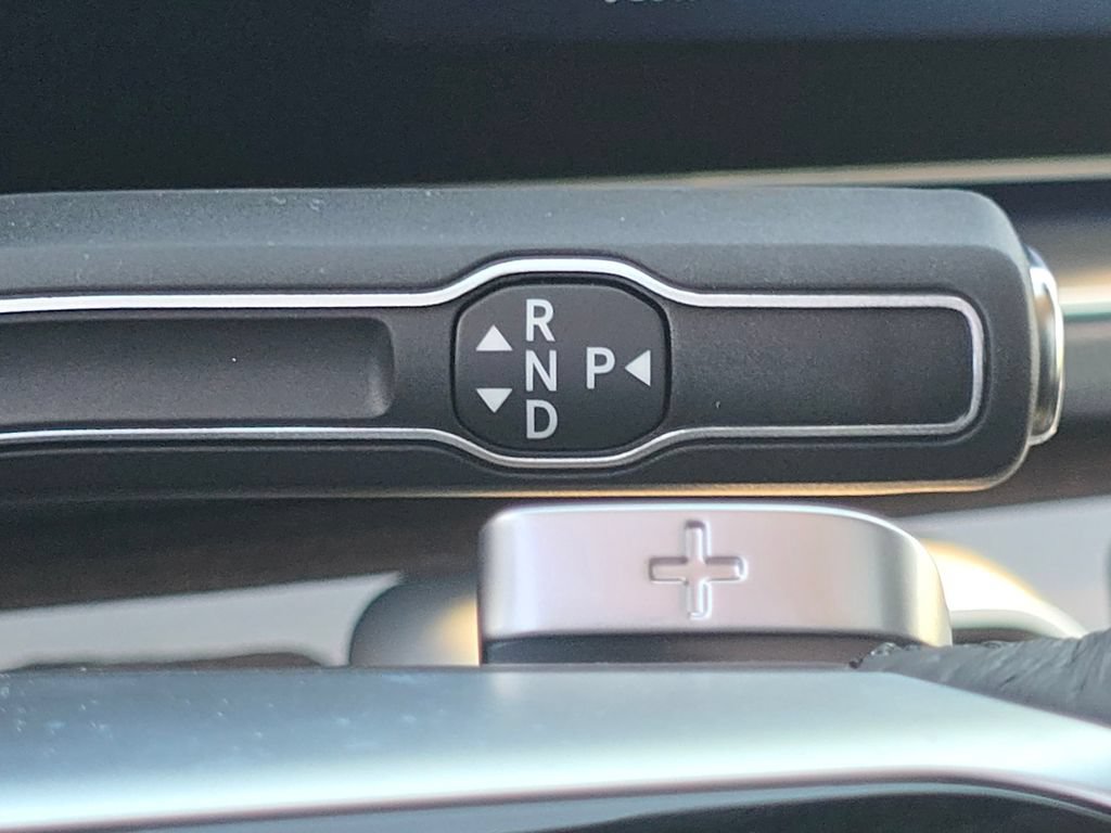 New 2026 Mercedes-Benz GLS 450 4MATIC image 38