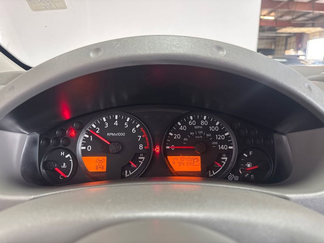 Used 2014 Nissan Frontier SV w/ SV Value Truck Package AWD/4WD image 14