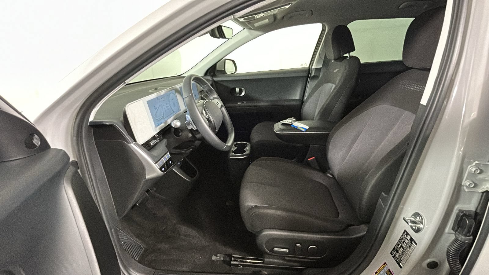 Used 2024 Hyundai Ioniq 5 SEL AWD/4WD image 14