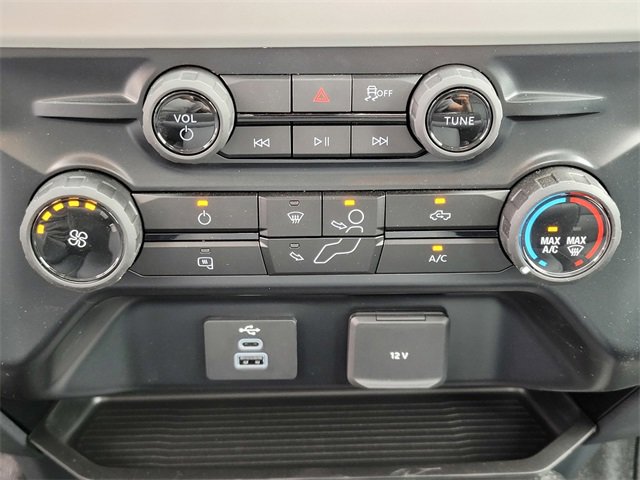 New 2026 Ford F250 XL w/ XL Chrome Package image 22