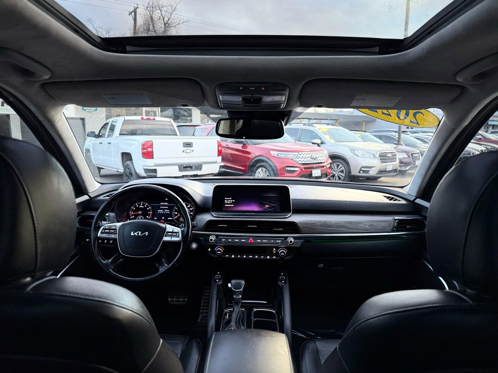 Used 2022 Kia Telluride SX w/ SX Prestige Package image 29
