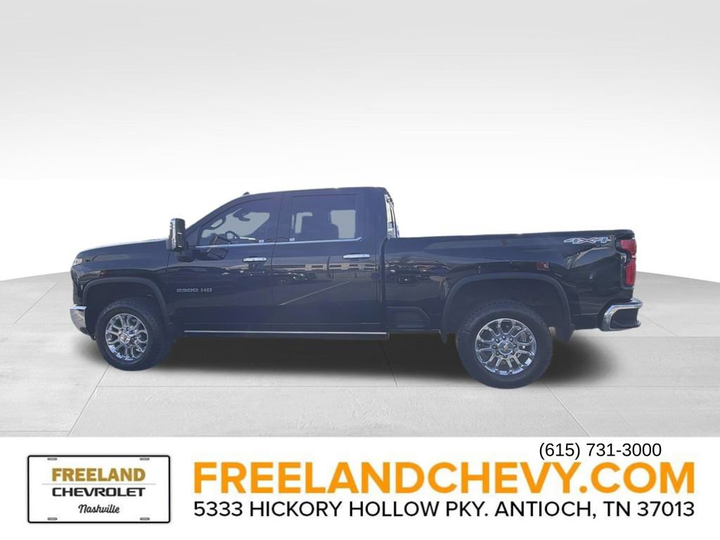 Used 2025 Chevrolet Silverado 2500 LTZ w/ LTZ Plus Package image 6