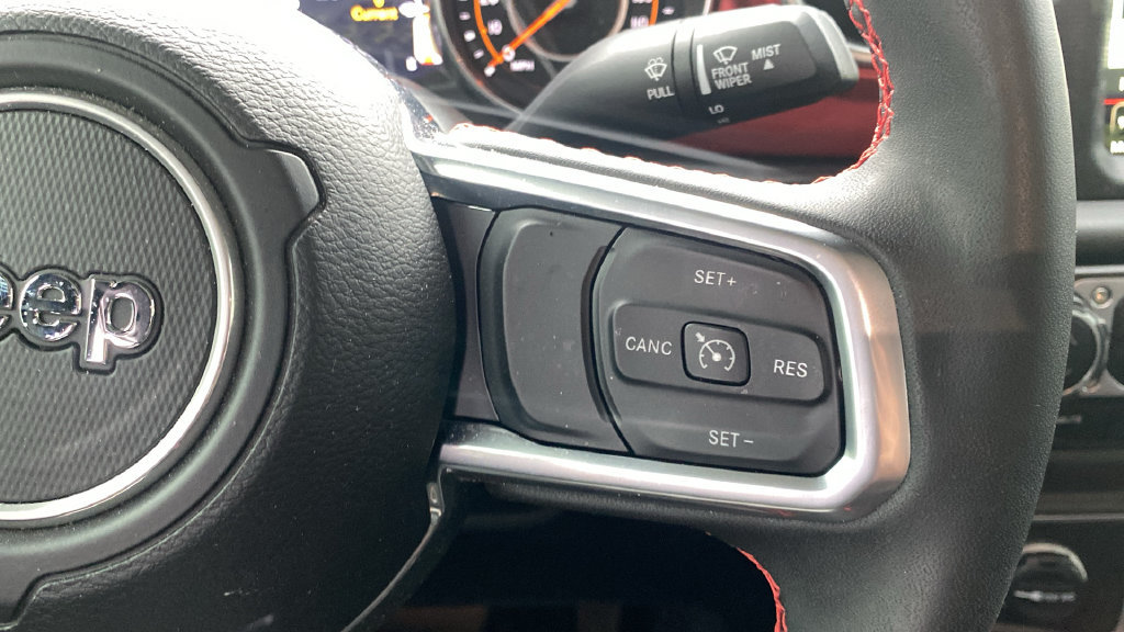 Used 2023 Jeep Gladiator Rubicon w/ Cold Weather Group AWD/4WD image 23