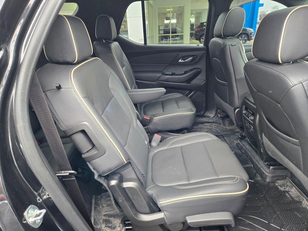 Certified 2024 Chevrolet Traverse Premier w/ Redline Edition image 9
