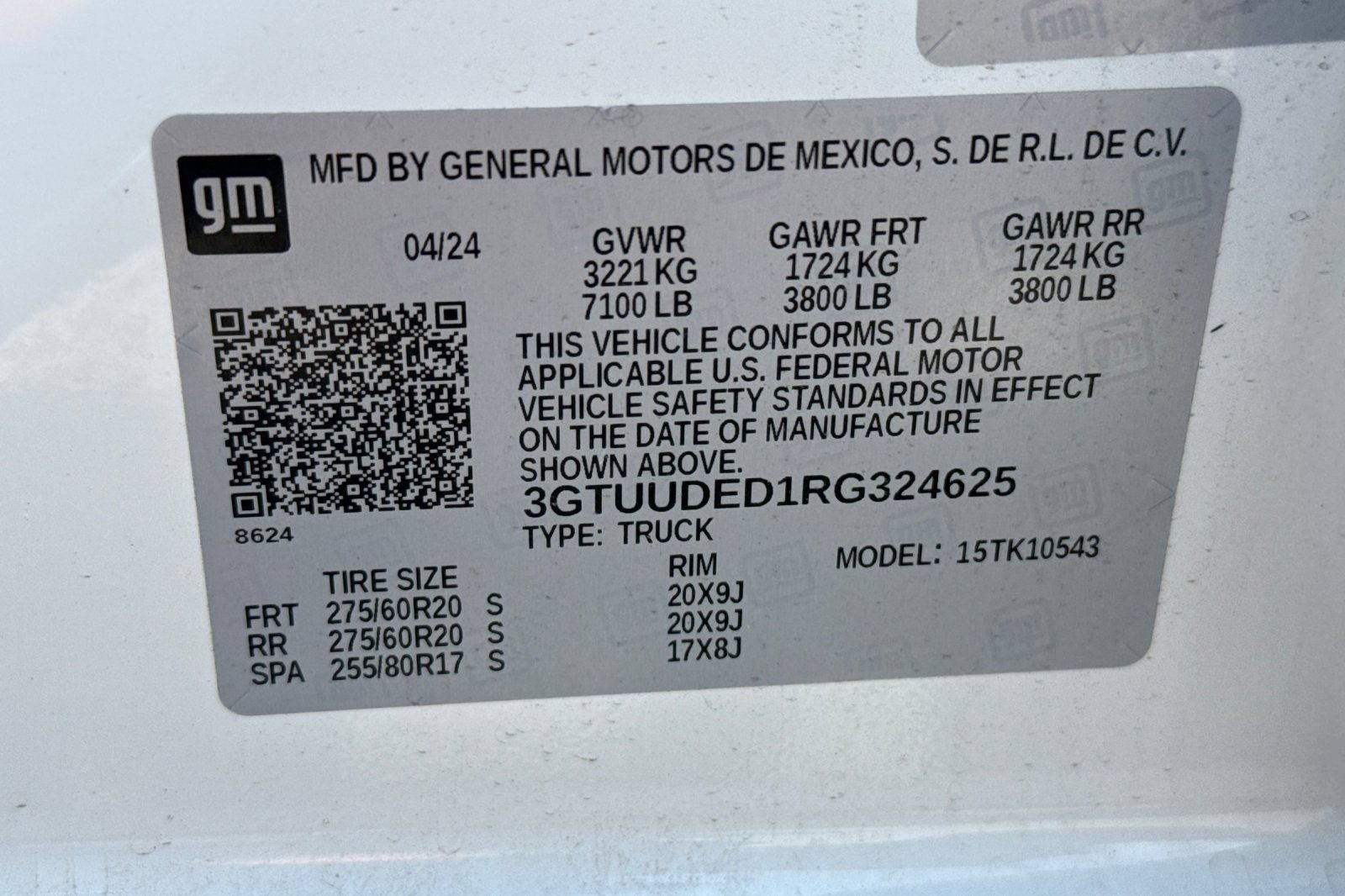Used 2024 GMC Sierra 1500 SLT w/ SLT Premium Plus Package AWD/4WD image 55
