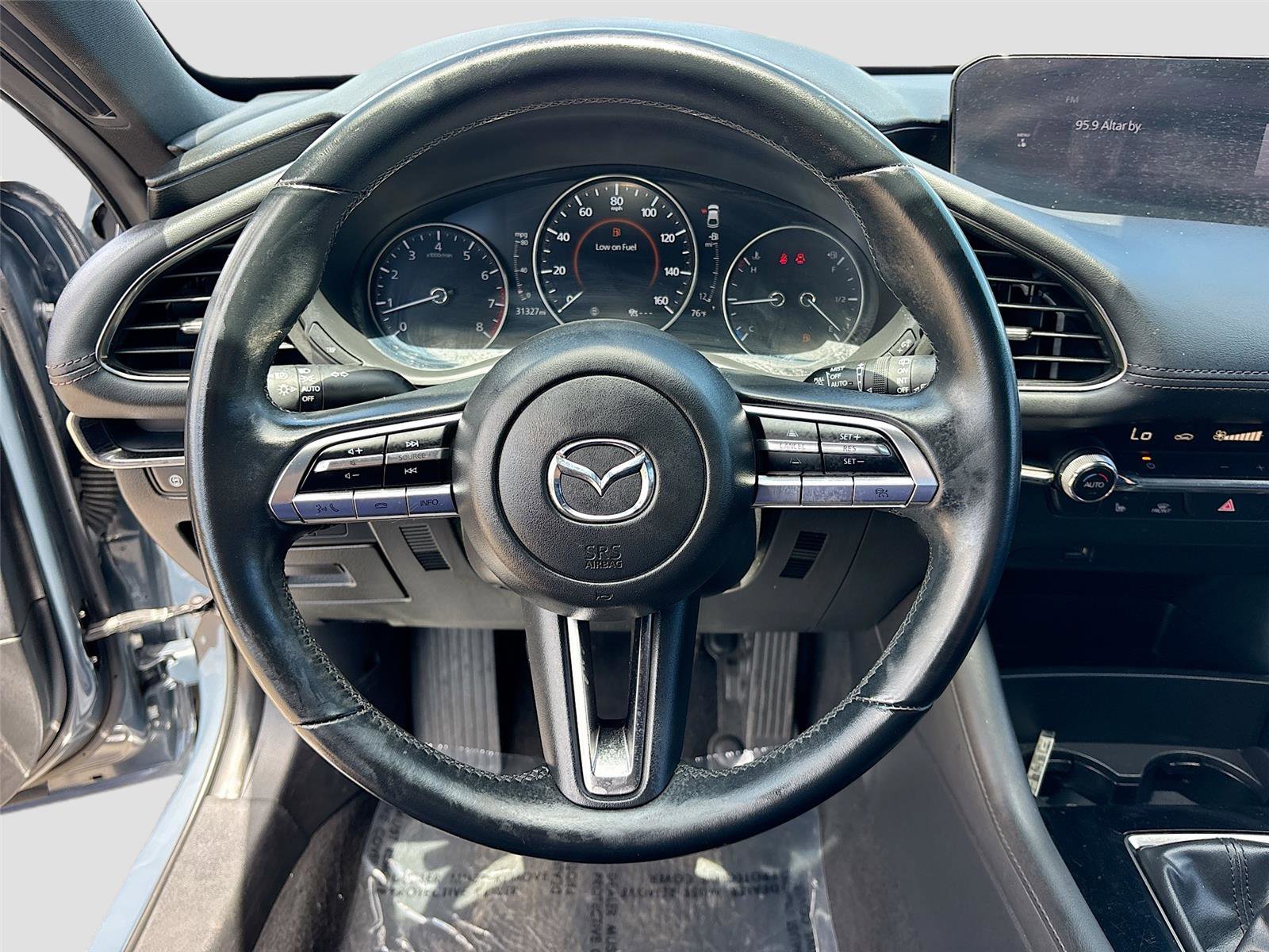 Used 2019 MAZDA MAZDA3 Hatchback w/ Premium Package FWD image 11