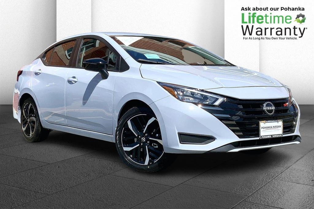 New 2025 Nissan Versa SR w/ Trunk Package image 1