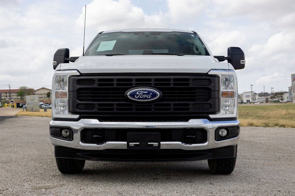 Used 2024 Ford F250 XL w/ XL Chrome Package image 2
