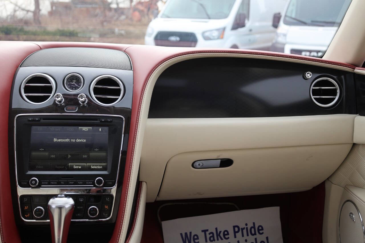Used 2018 Bentley Flying Spur S W12 AWD/4WD image 25