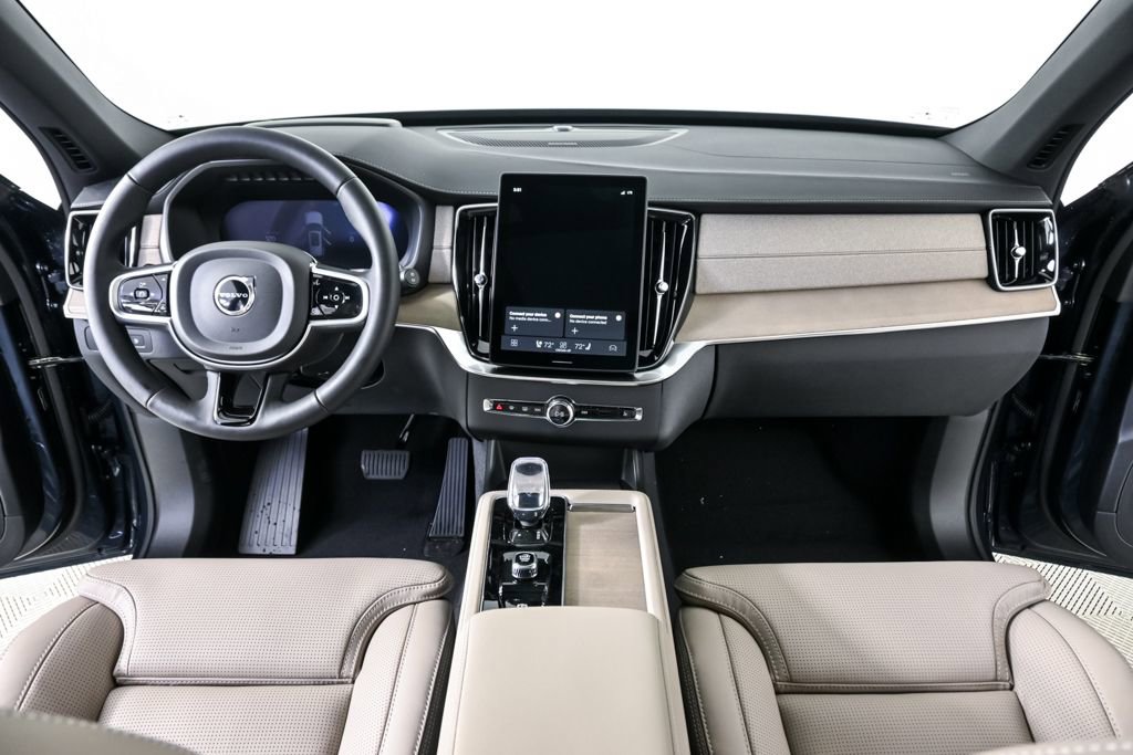 New 2026 Volvo XC90 T8 Ultra w/ Protection Package Premier image 15