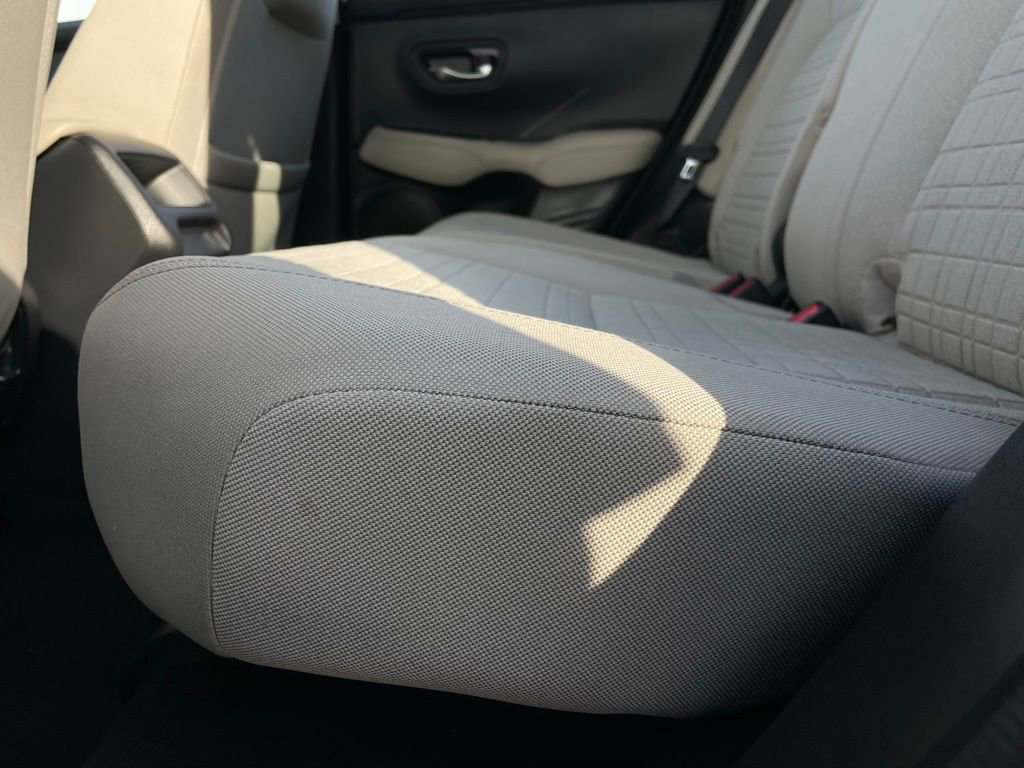 Certified 2024 Honda HR-V LX image 38