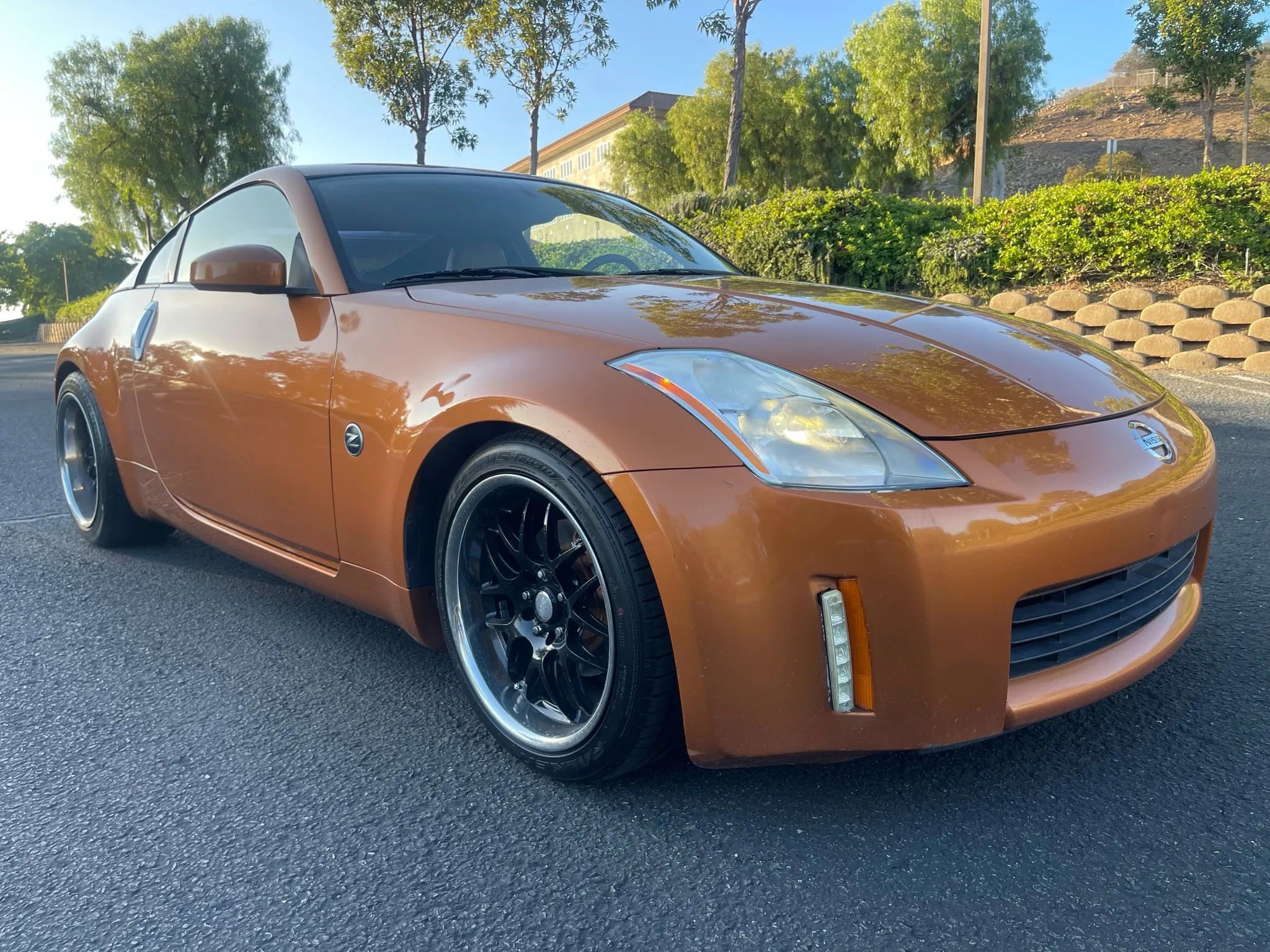Used 2004 Nissan 350Z Touring image 7