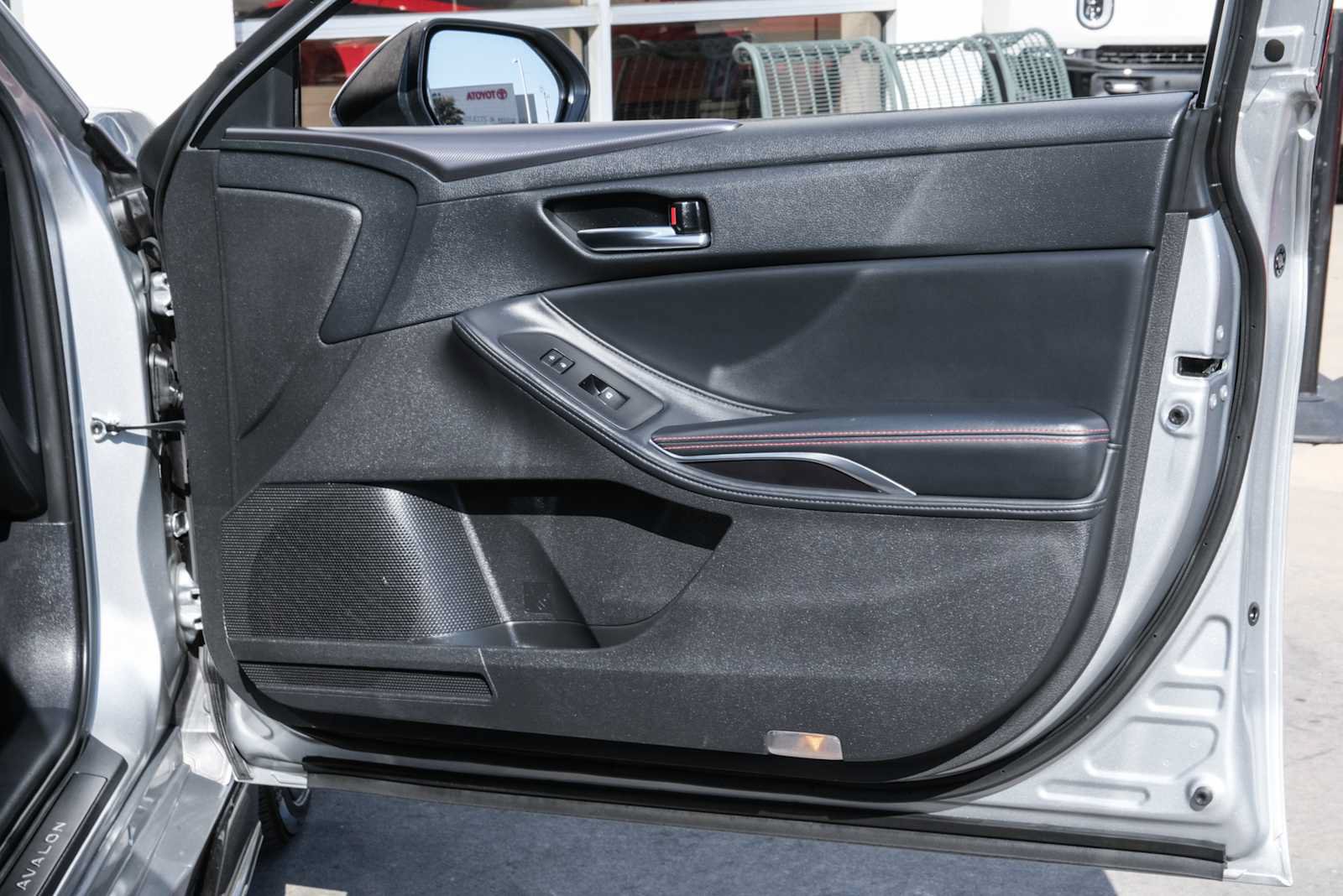 Used 2020 Toyota Avalon TRD FWD image 37