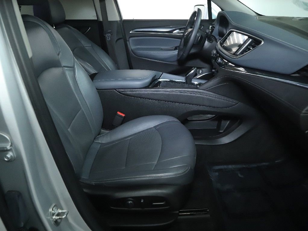 Used 2018 Buick Enclave Essence FWD image 35