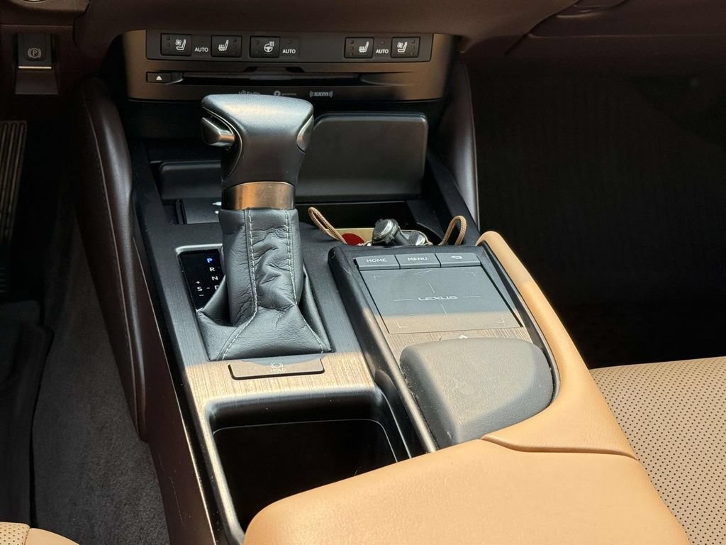 Used 2021 Lexus ES 350 w/ Premium Package FWD image 19