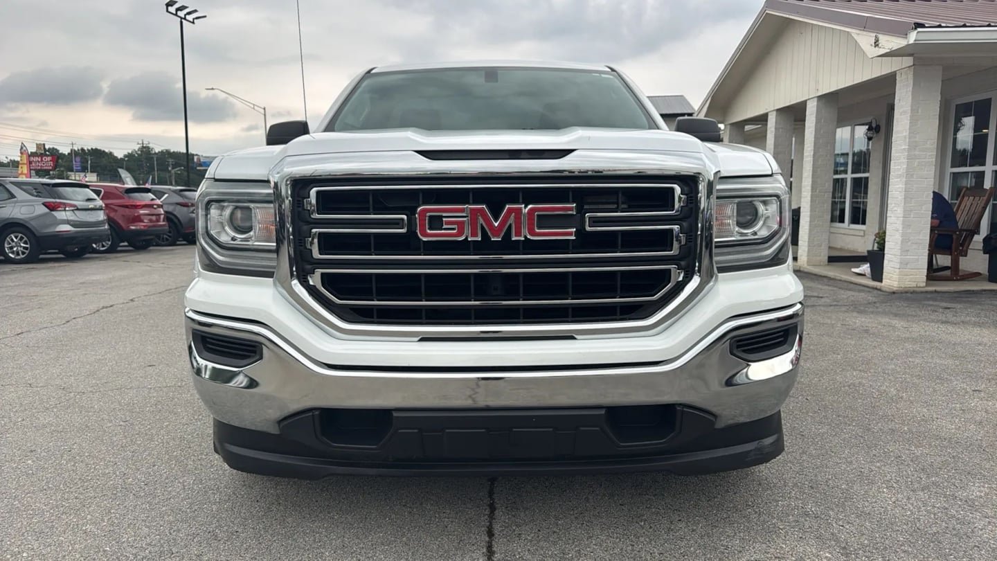 Used 2018 GMC Sierra 1500 2WD Regular Cab image 8