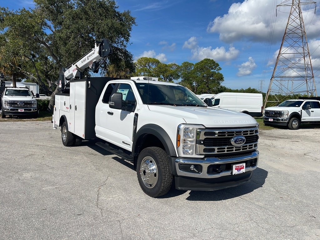 New 2026 Ford F550 4x4 SuperCab Super Duty image 4