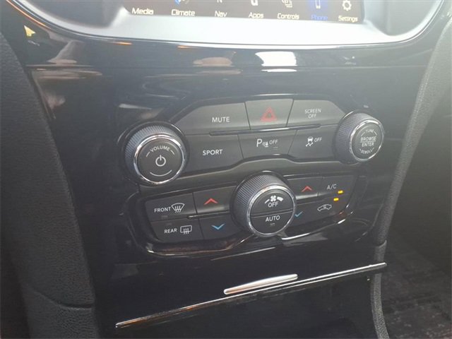 Used 2023 Chrysler 300 S image 21