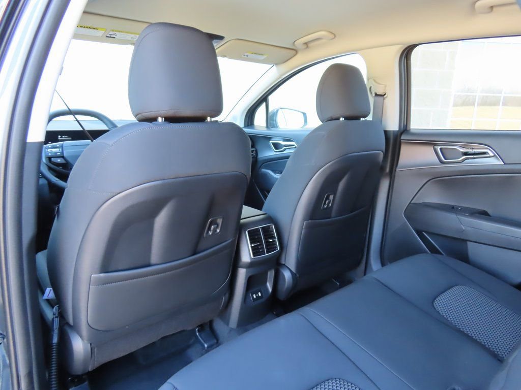 New 2026 Kia Sportage S image 23