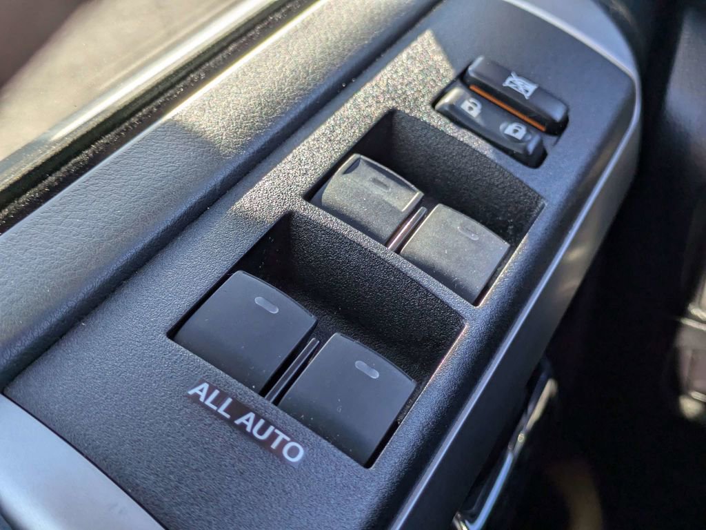 Used 2023 Toyota 4Runner SR5 image 22