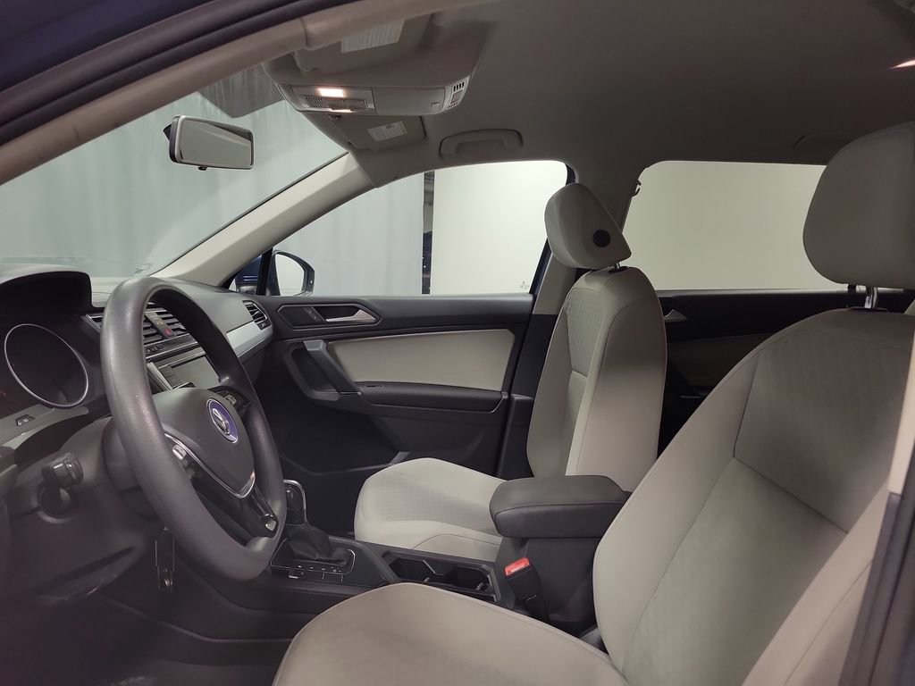 Used 2020 Volkswagen Tiguan S FWD image 13