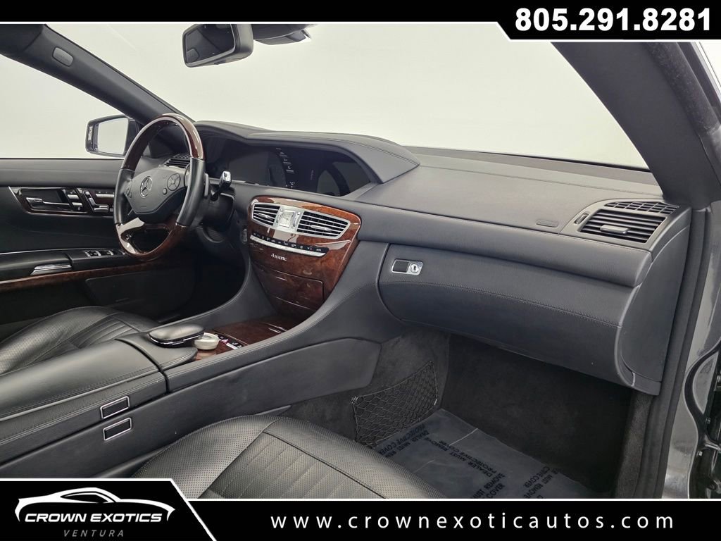 Used 2013 Mercedes-Benz CL 550 4MATIC image 17