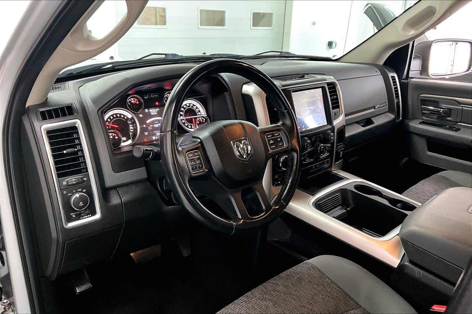 Used 2018 RAM 1500 Big Horn AWD/4WD image 2