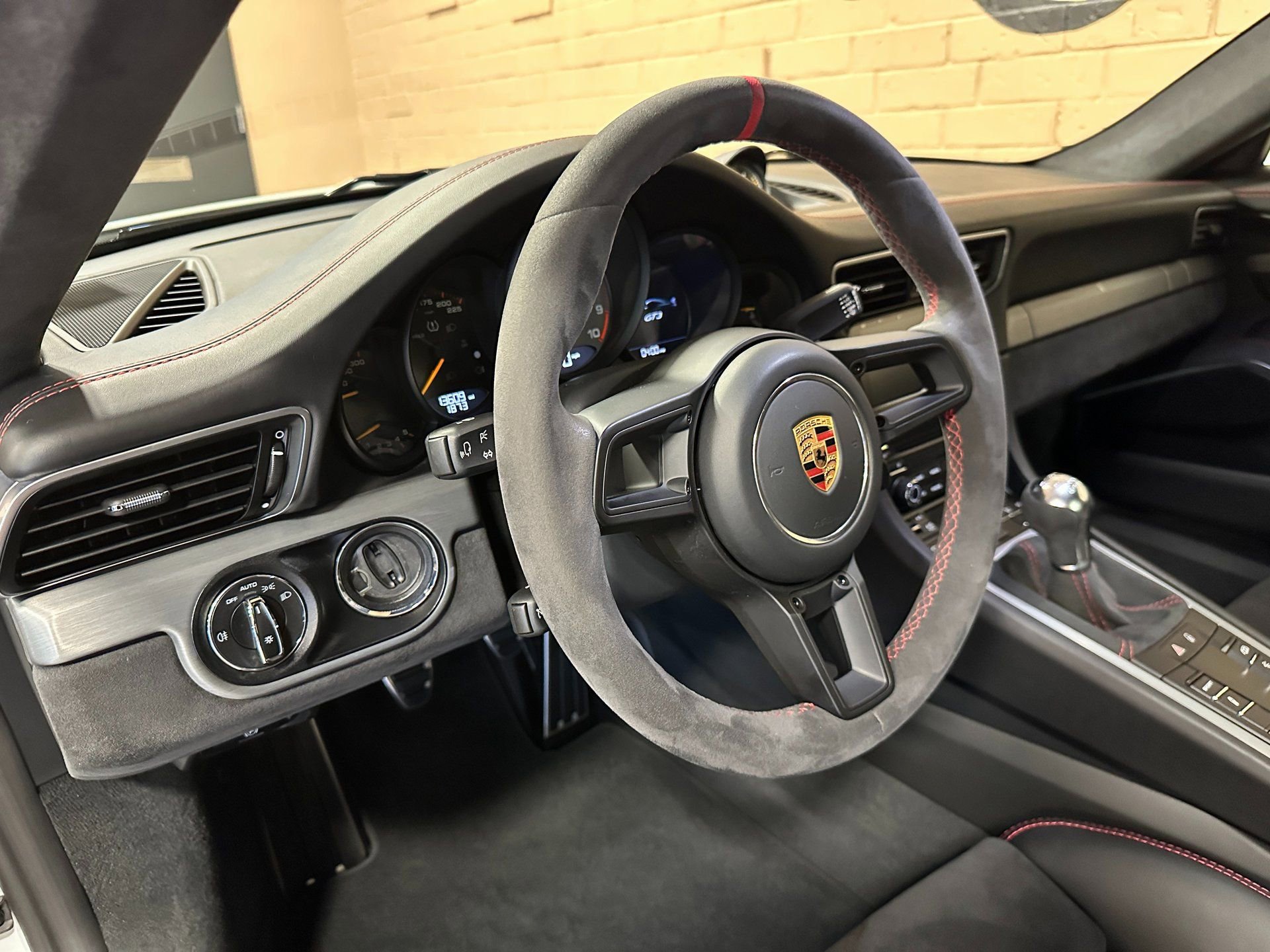 Used 2018 Porsche 911 GT3 image 80
