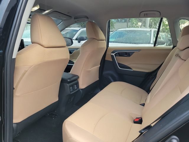 Used 2025 Toyota RAV4 LE FWD image 7