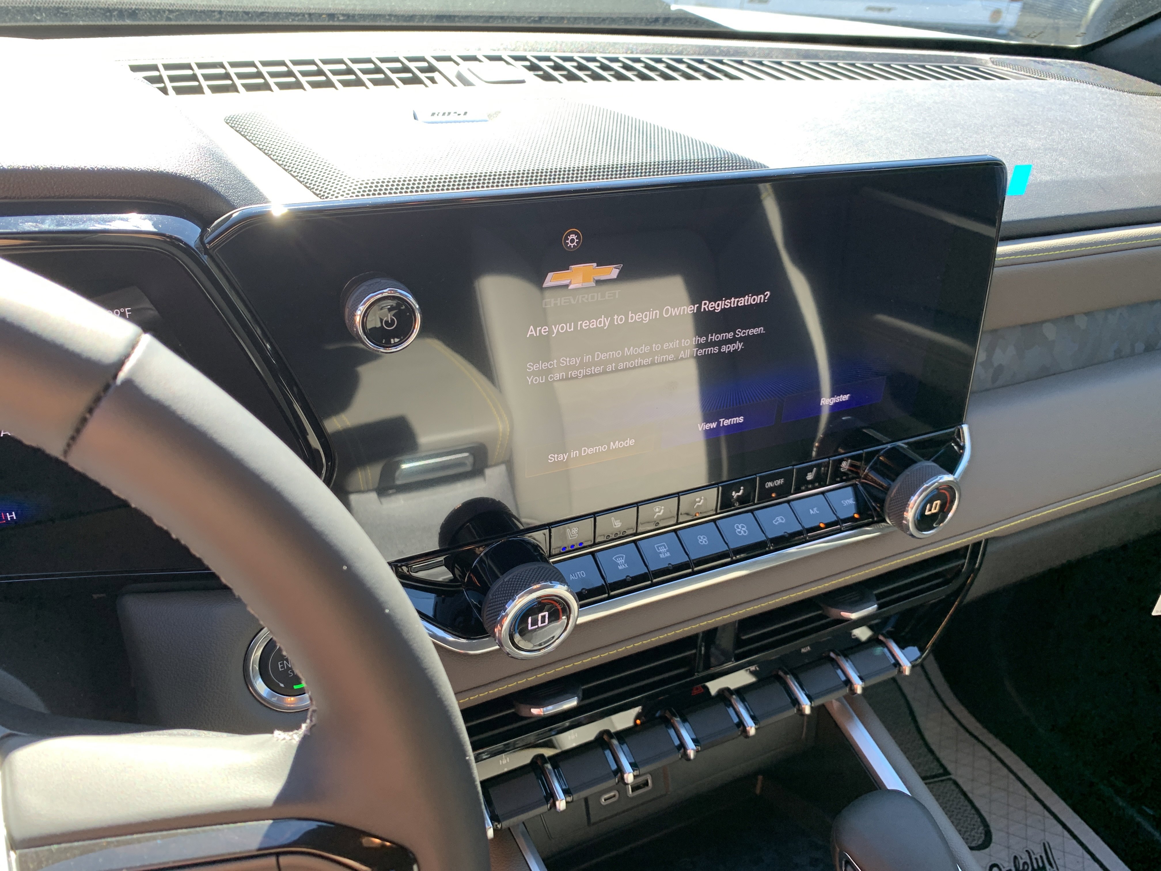 New 2026 Chevrolet Colorado ZR2 w/ Technology Package image 13