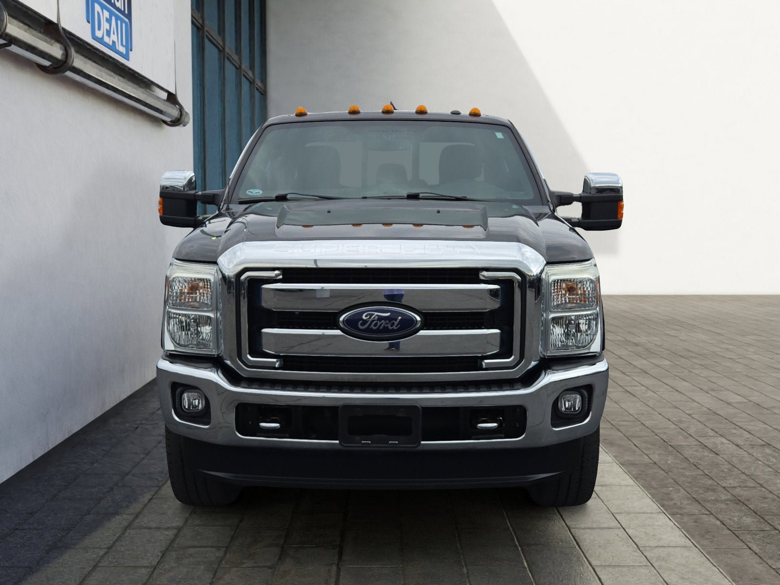 Used 2015 Ford F250 Lariat w/ Lariat Ultimate Package AWD/4WD image 8