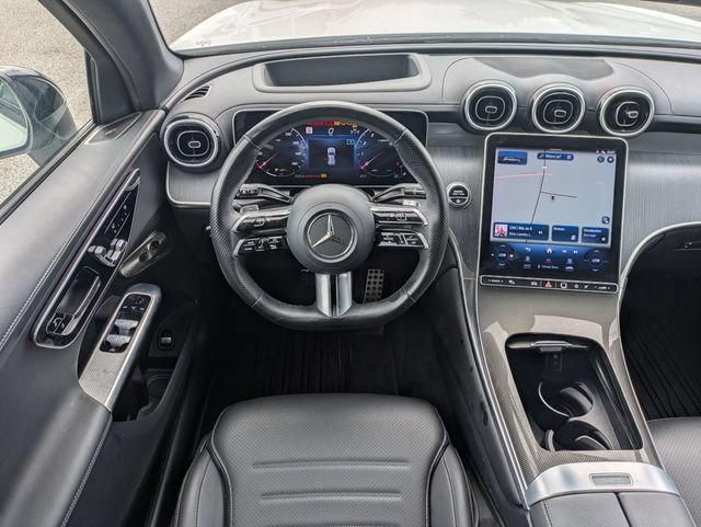 Used 2023 Mercedes-Benz GLC 300 image 32