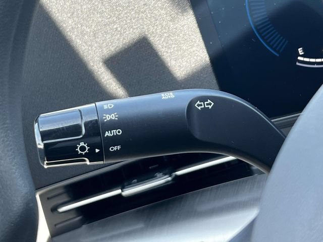 Used 2024 Hyundai Kona SE AWD/4WD image 25
