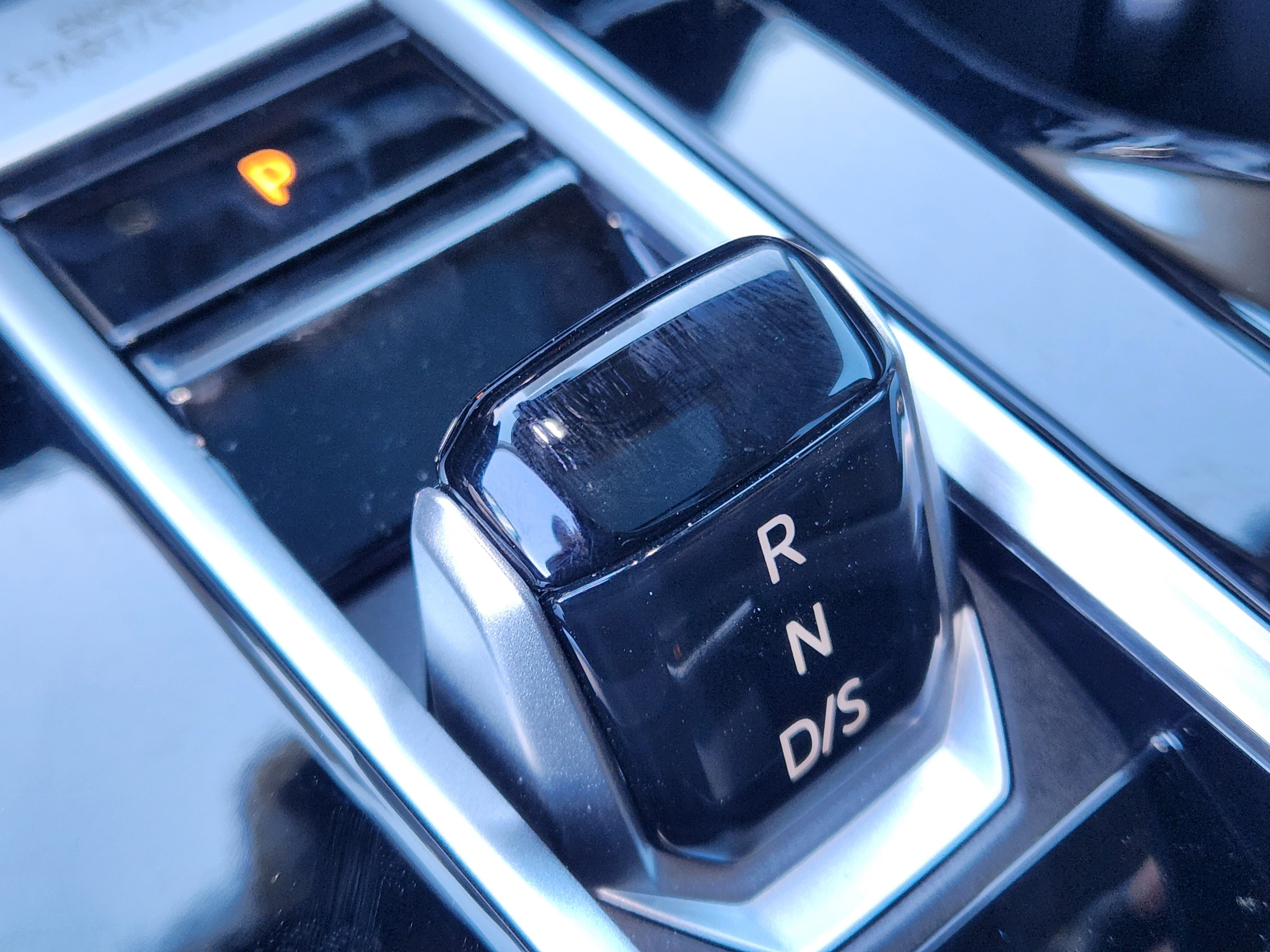 New 2026 Volkswagen Atlas SEL image 13