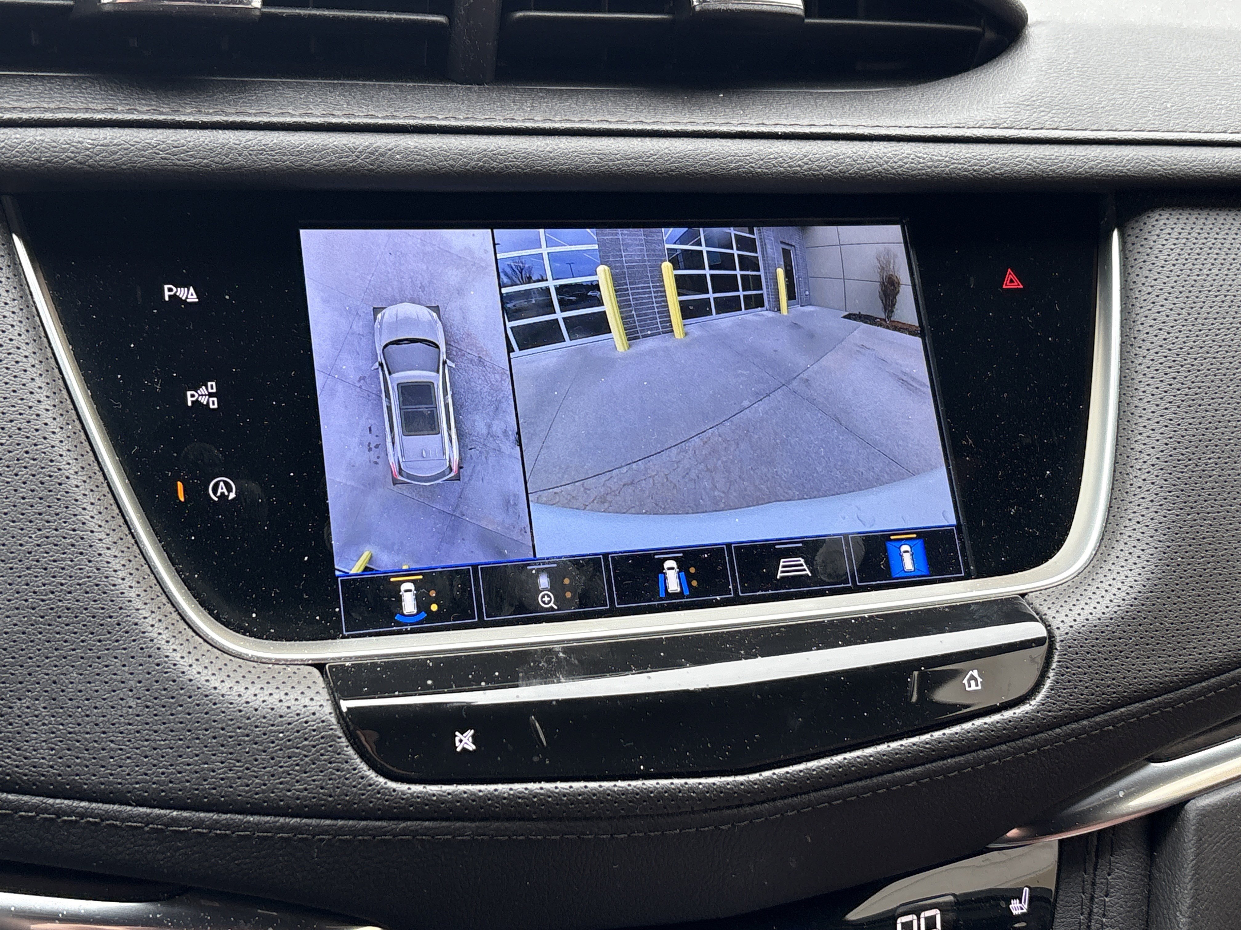 Used 2023 Cadillac XT5 Premium Luxury w/ Technology Package image 25