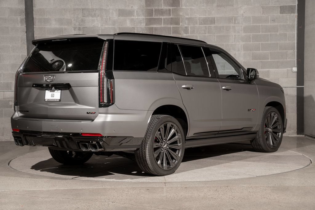 Used 2026 Cadillac Escalade V AWD/4WD image 7