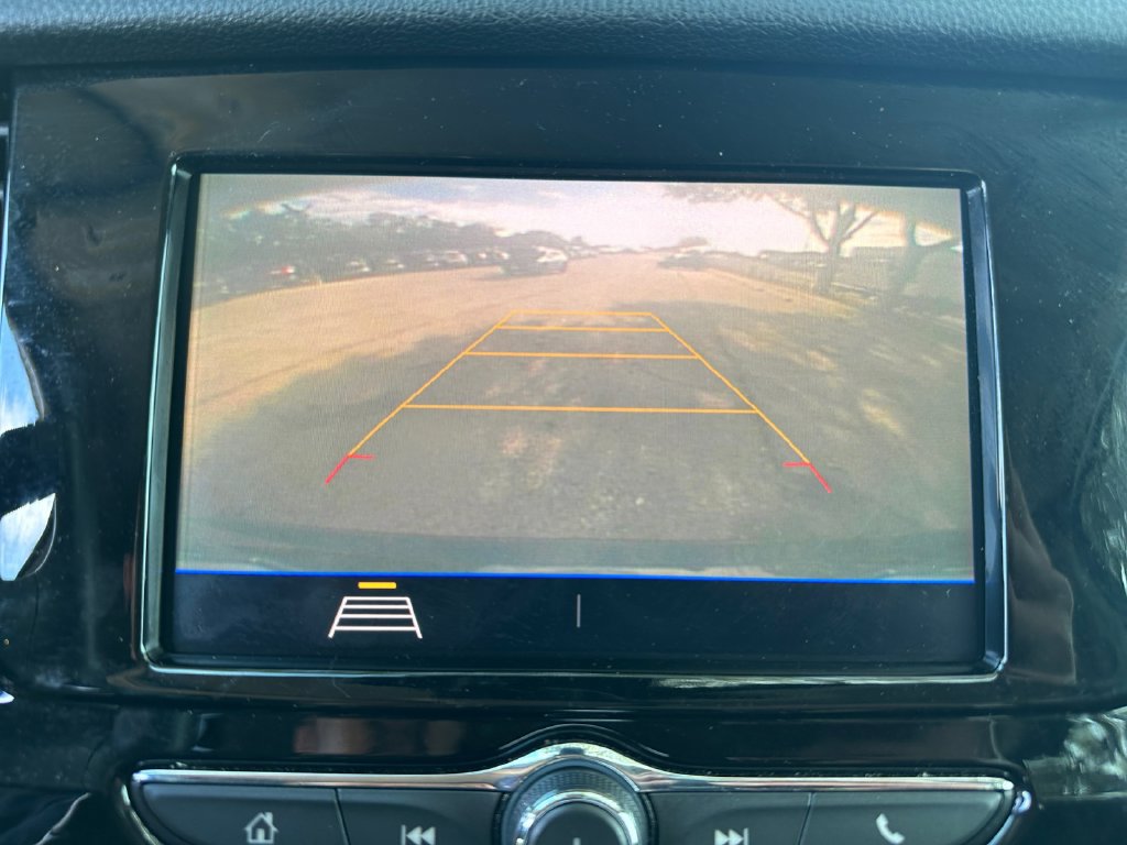Used 2022 Buick Encore Preferred w/ Safety Package AWD/4WD image 16