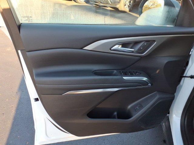 New 2026 Chevrolet Traverse LT w/ LPO, Floor Liner Package FWD image 12