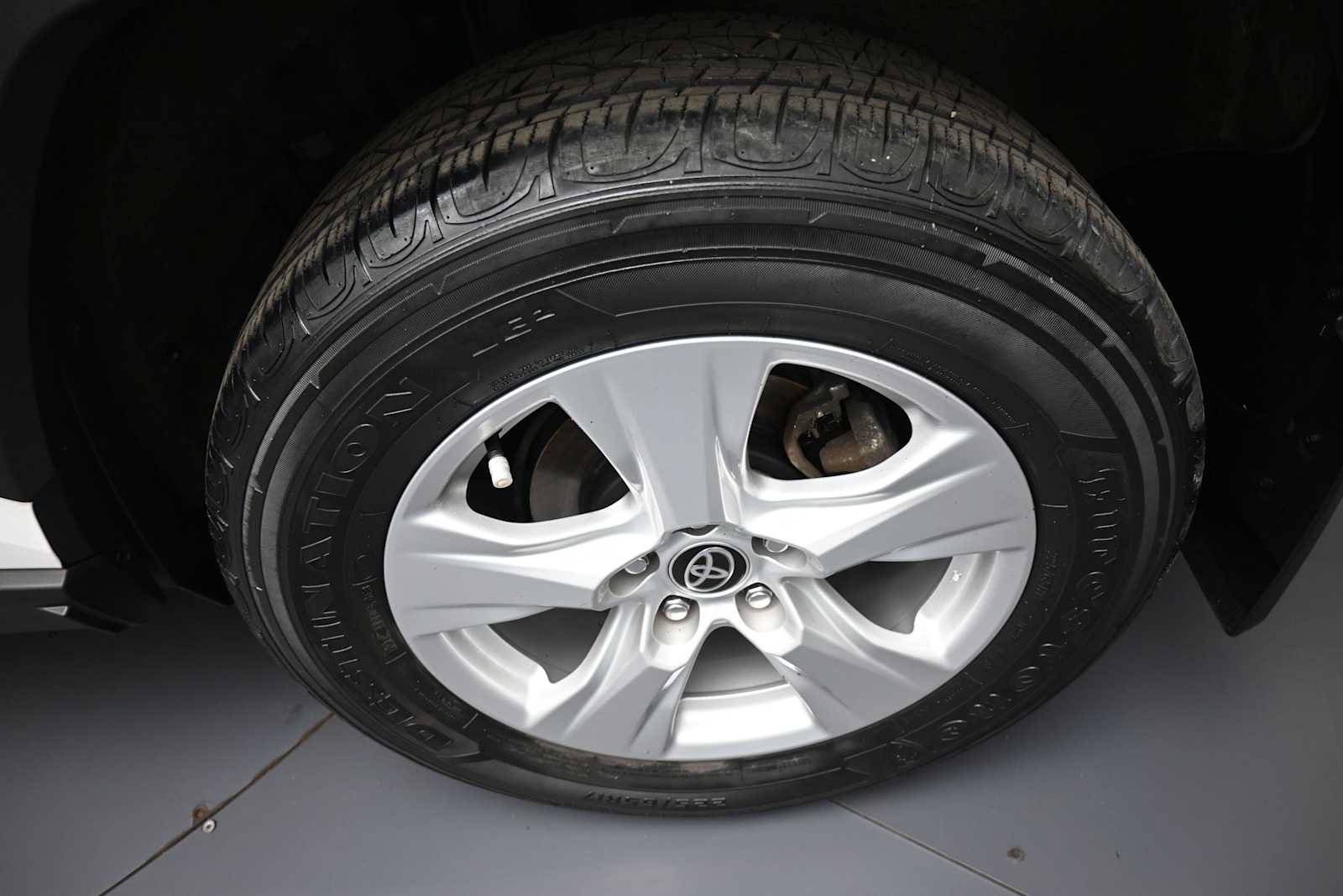 Certified 2021 Toyota RAV4 XLE AWD/4WD image 14