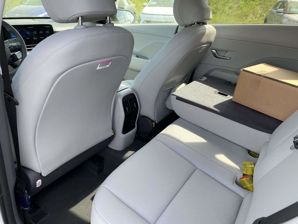 New 2026 Hyundai Kona SEL Premium image 7