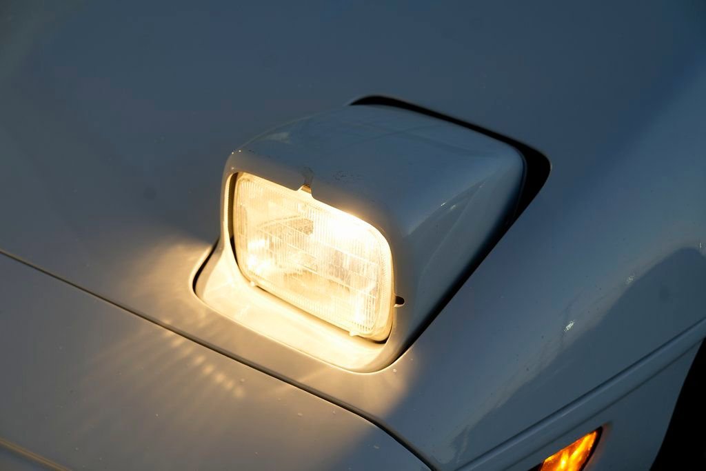 Used 1992 Chevrolet Corvette Convertible image 36