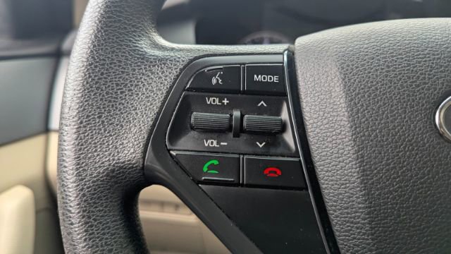 Used 2015 Hyundai Sonata SE image 24