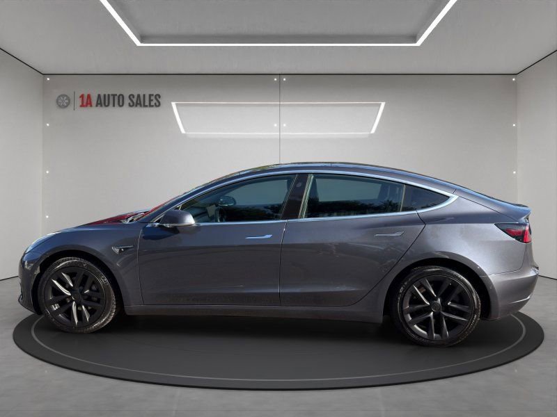 Used 2018 Tesla Model 3 Long Range image 2