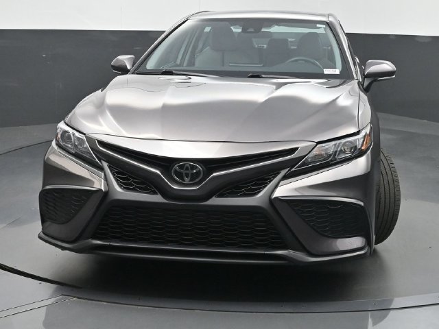 Used 2024 Toyota Camry SE FWD image 6