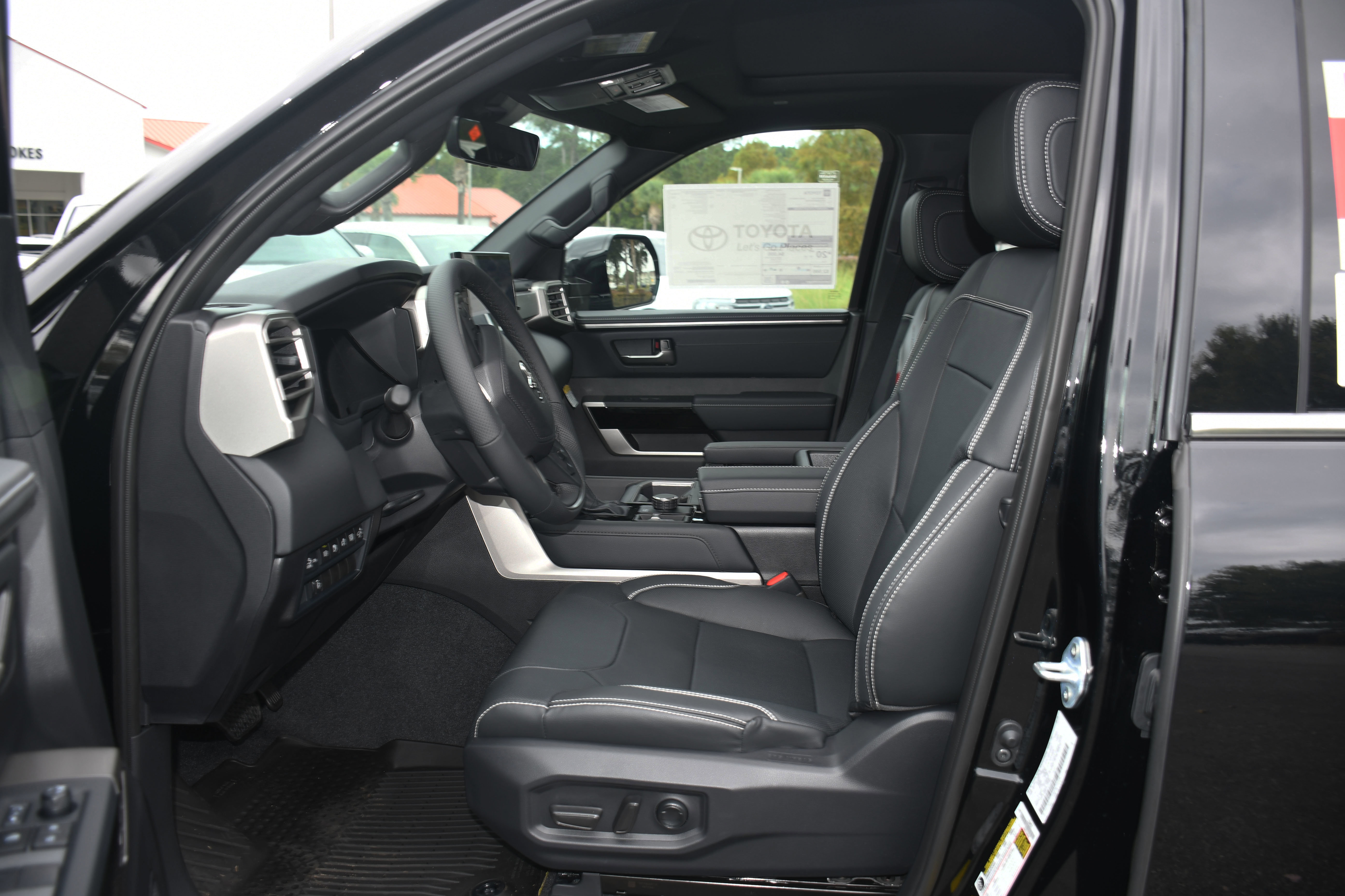 New 2026 Toyota Tundra Limited image 3