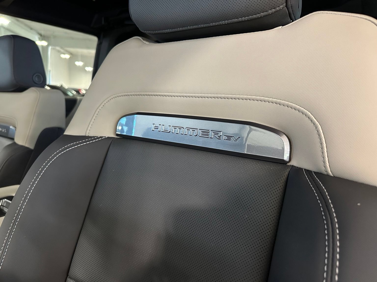 Used 2026 GMC Hummer EV SUV AWD/4WD image 15