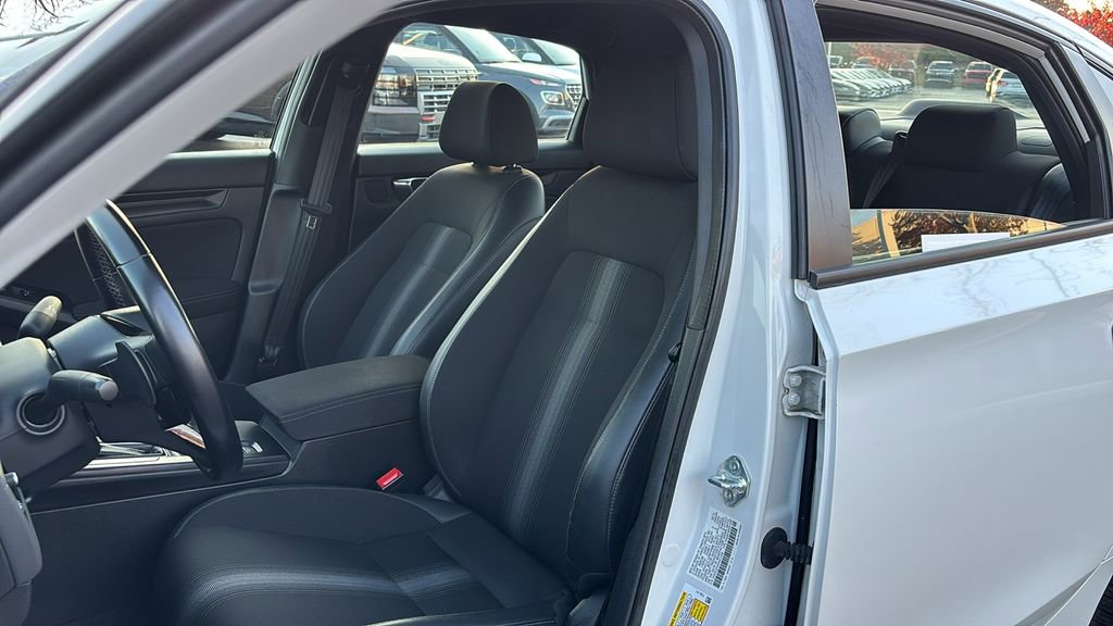 Used 2023 Honda Civic Sport image 10