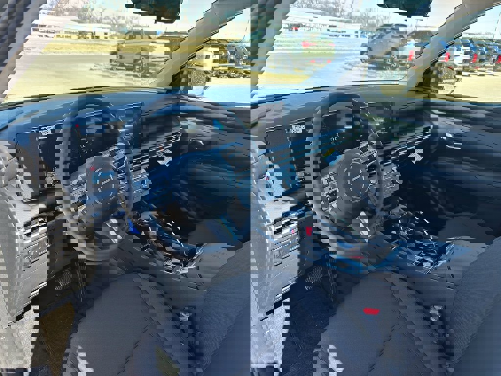 New 2026 Hyundai Tucson SE image 12