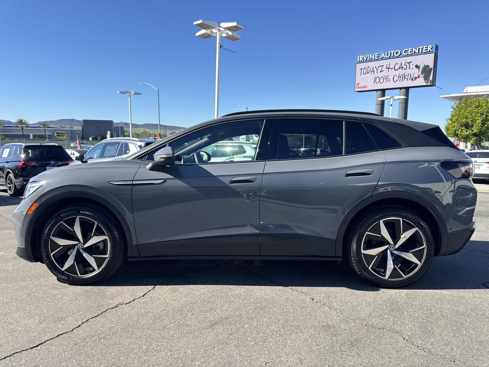 Certified 2023 Volkswagen ID.4 Pro S image 2