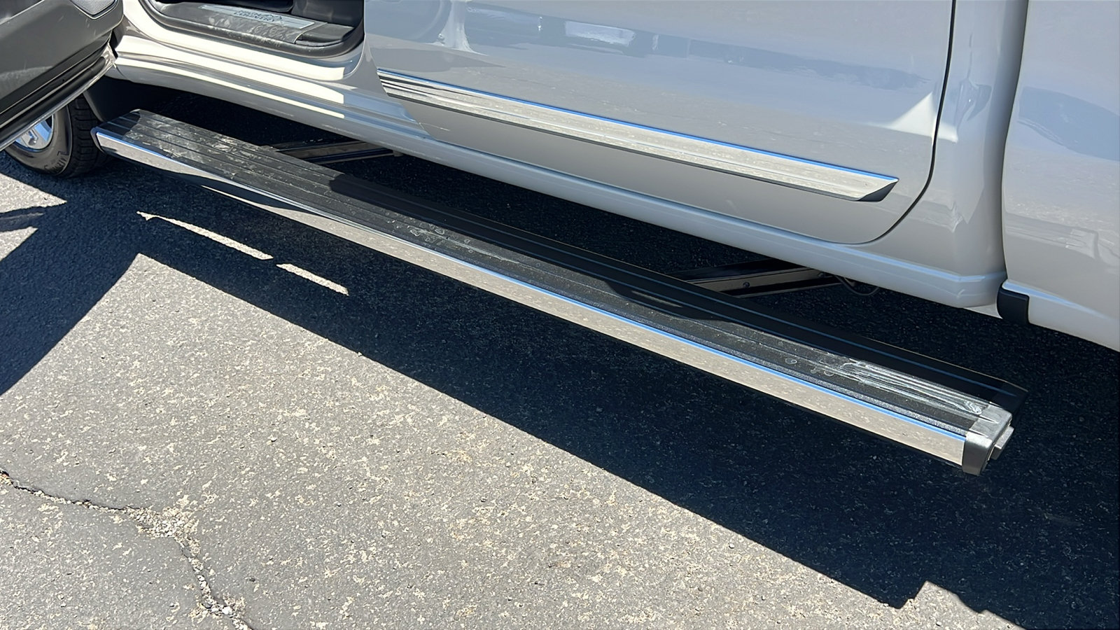 New 2026 Chevrolet Silverado 1500 High Country AWD/4WD image 14
